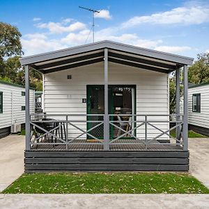 Deluxe Two-Bedroom Cabin